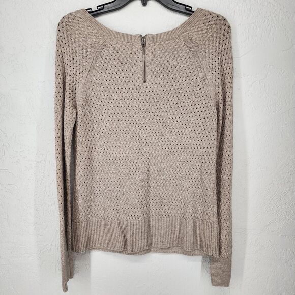 American Eagle Tan Beige Knit Pullover Sweater Size Medium NWT - Picture 3 of 4